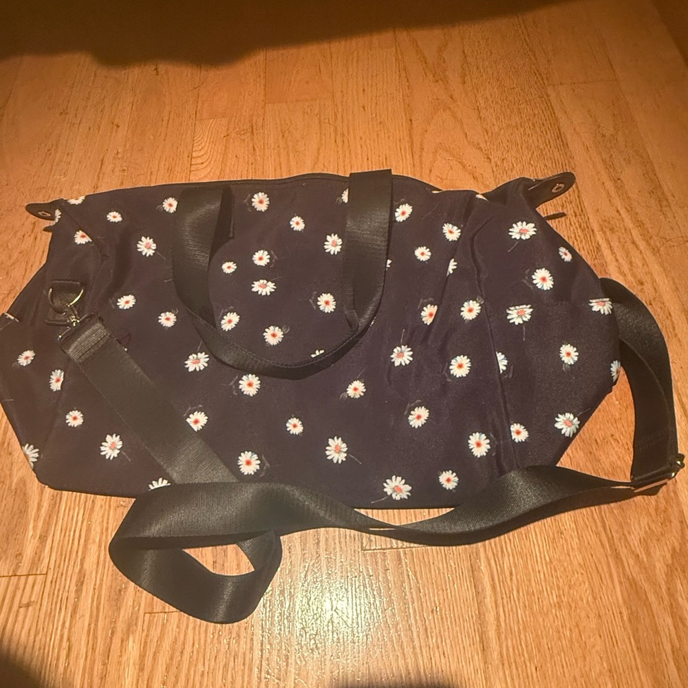 Alice & Olivia Daisy Weekender - Picture 4 of 7